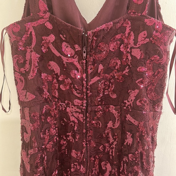 City Studios Maroon Sequined Prom Dress Size 9 - Picture 5 of 7
